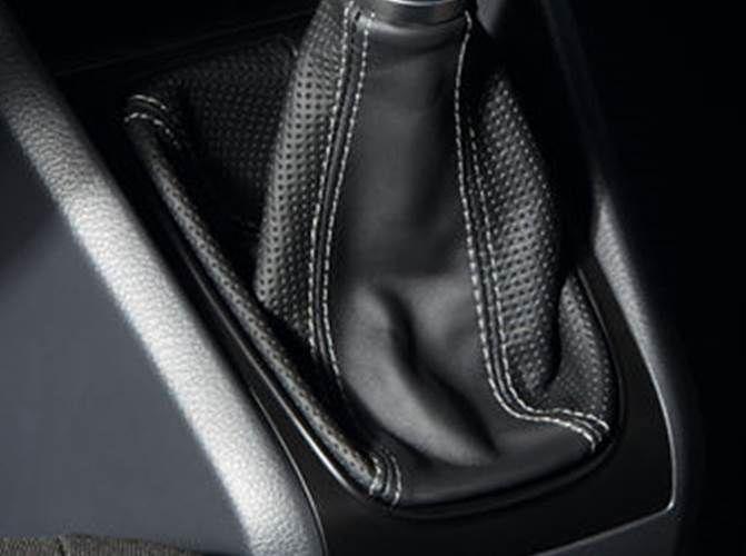 Suzuki Celerio Leather gear boot - black leather w/silver stitching