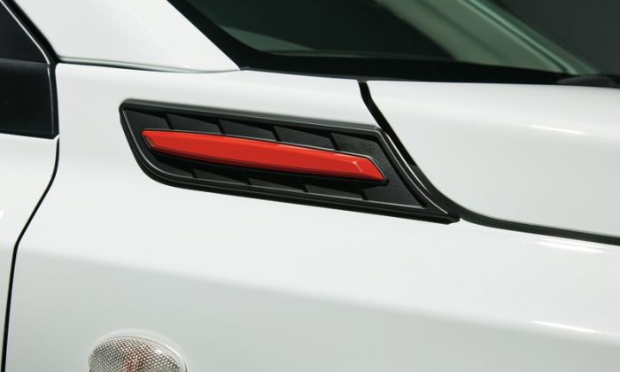 Suzuki Vitara Side Garnish Set - Choice of Colour